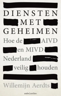 Diensten met geheimen eBook